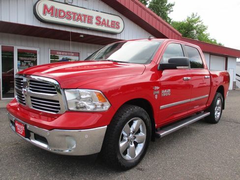 Used 2017 RAM 1500 Big Horn AWD/4WD image 2
