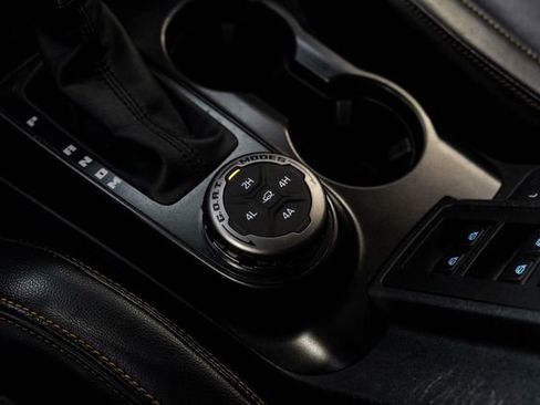 Used 2021 Ford Bronco Badlands image 68