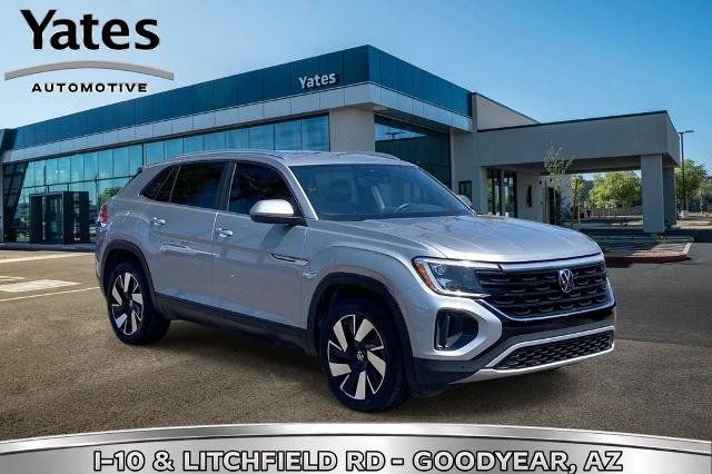 Used 2024 Volkswagen Atlas Cross Sport SE FWD image 1