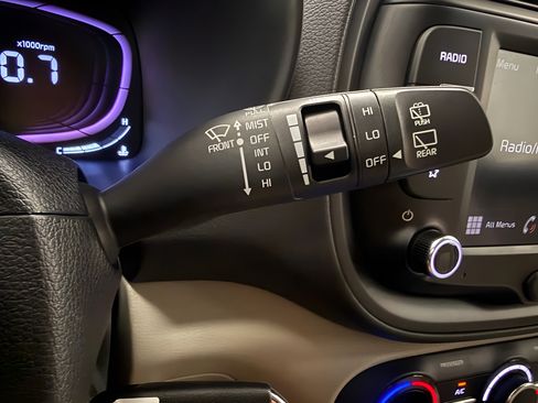 Used 2024 Kia Soul LX FWD image 21