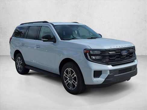 New 2026 Ford Expedition Active RWD image 7