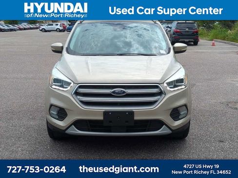 Used 2017 Ford Escape Titanium w/ Equipment Group 301A AWD/4WD image 8