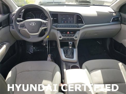 Used 2017 Hyundai Elantra SE image 14
