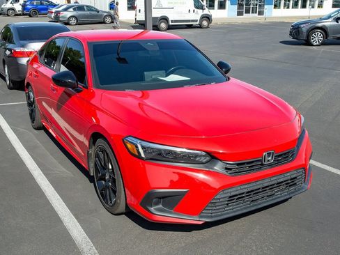 Used 2022 Honda Civic Sport image 3