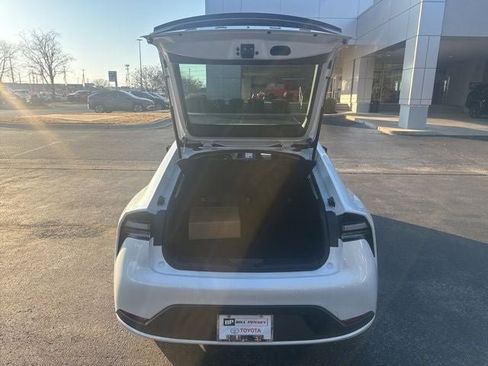 New 2026 Toyota Prius Plug-In Hybrid image 13