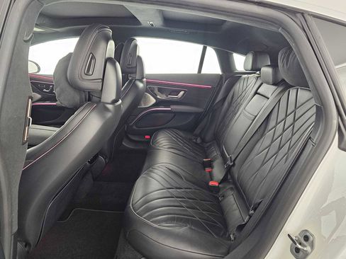 Certified 2023 Mercedes-Benz EQS 580 4MATIC Sedan image 16