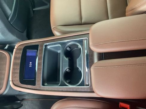 New 2025 Lincoln Navigator Reserve AWD/4WD image 14