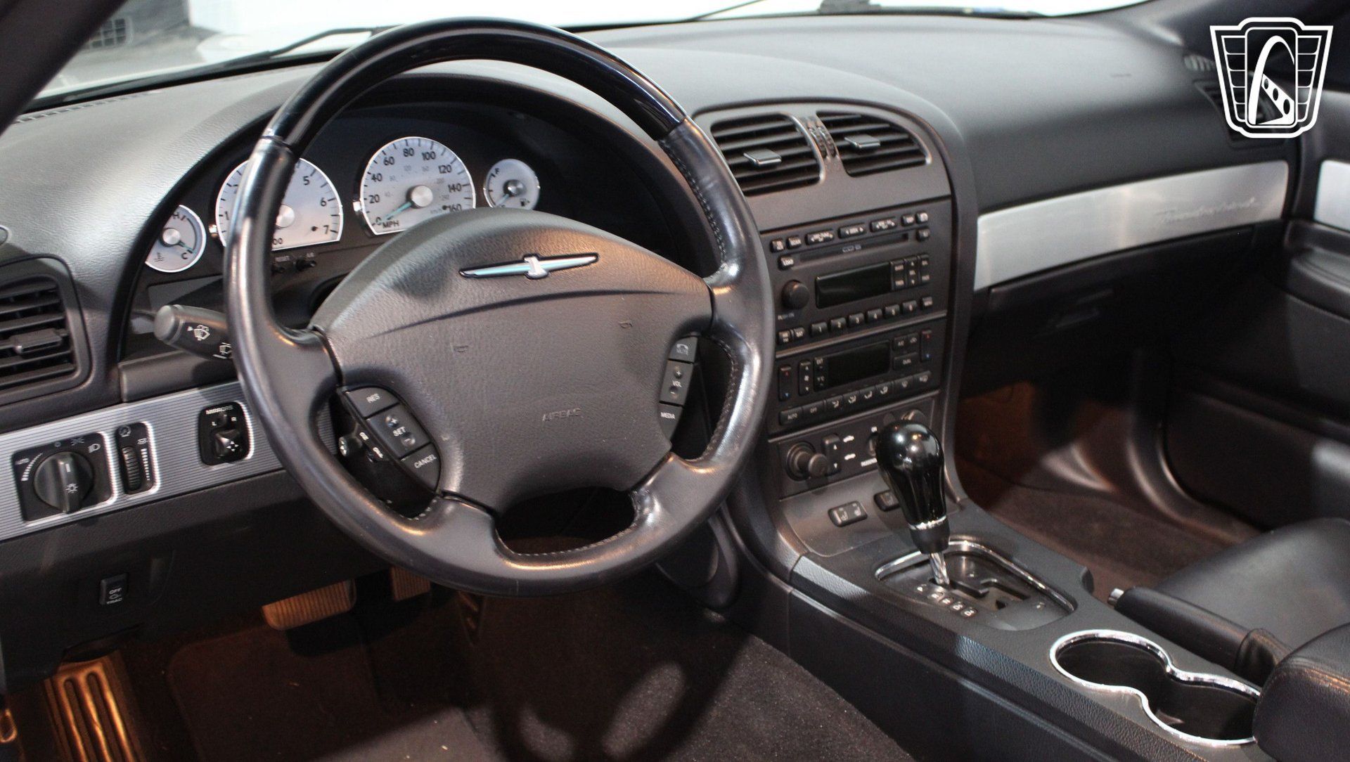 Used 2004 Ford Thunderbird RWD image 14