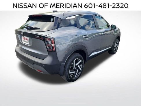 New 2026 Nissan Kicks SV FWD image 5