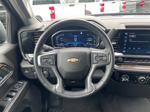 Used 2023 Chevrolet Silverado 1500 LT AWD/4WD image 13