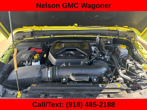 Used 2024 Jeep Wrangler Sport AWD/4WD image 11