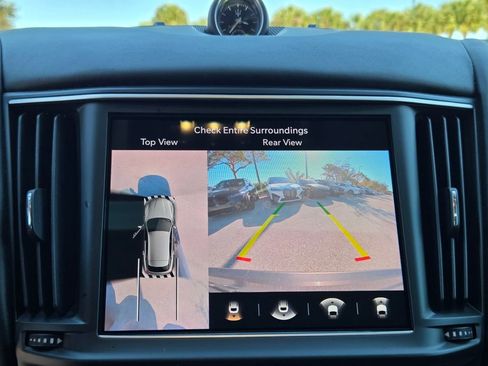 Used 2022 Maserati Levante Modena image 28