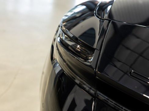 Used 2021 Aston Martin DB11 Volante image 16