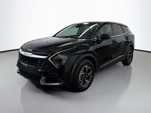 Used 2024 Kia Sportage LX AWD/4WD image 5
