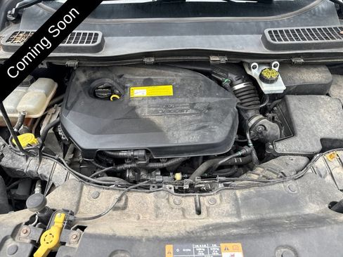Used 2016 Ford Escape SE w/ Equipment Group 201A FWD image 23