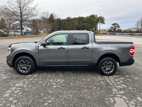 Used 2024 Ford Maverick XLT image 2