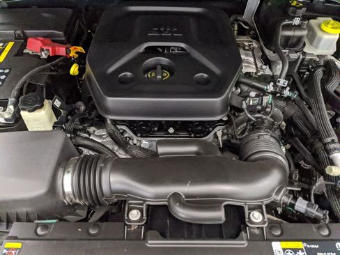 Used 2023 Jeep Wrangler Unlimited Sahara w/ Cold Weather Group image 29