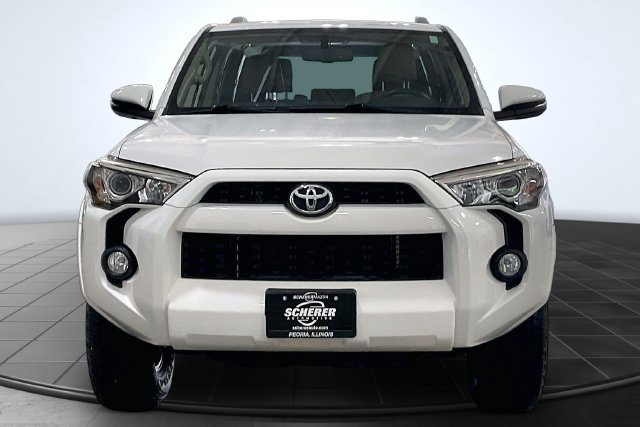 Used 2016 Toyota 4Runner SR5 Premium AWD/4WD image 3