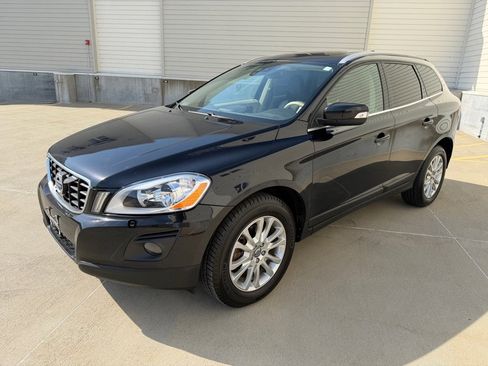 Used 2010 Volvo XC60 T6 AWD/4WD image 7