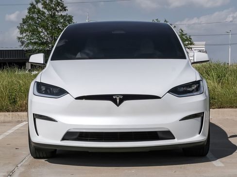 Used 2024 Tesla Model X AWD/4WD image 6