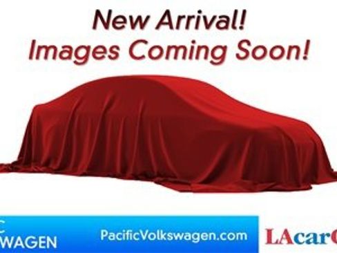 Used 2022 Volkswagen Tiguan S image 1
