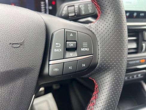 Certified 2024 Ford Escape ST-Line w/ Tech Pack #1 image 10