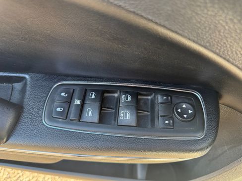 Used 2013 Dodge Charger SXT w/ Blacktop Pkg RWD image 12