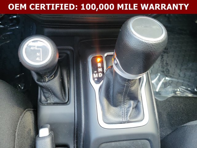 Used 2023 Jeep Gladiator Sport AWD/4WD image 38