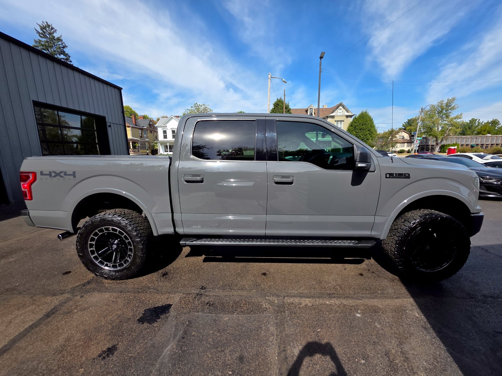 Used 2020 Ford F150 XLT w/ Equipment Group 302A Luxury AWD/4WD image 18