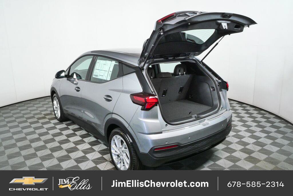 New 2027 Chevrolet Bolt LT w/ Comfort Package FWD image 24