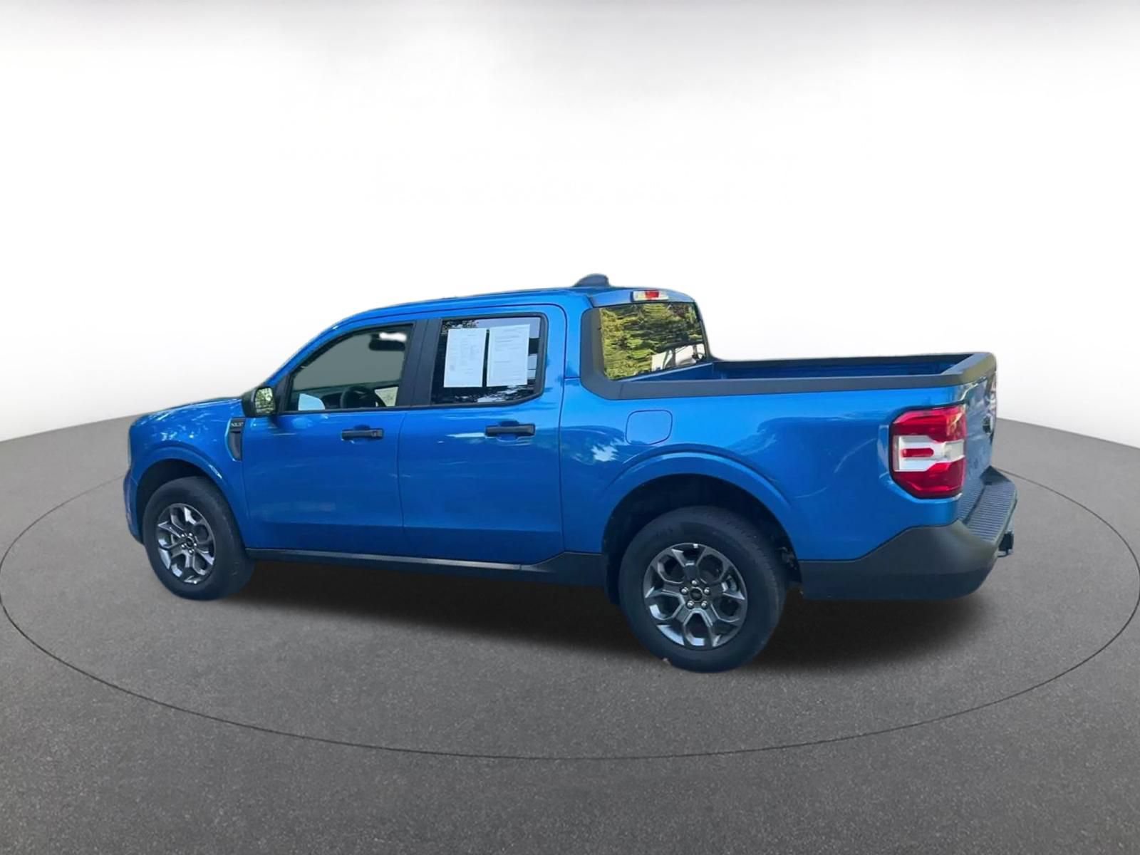 Used 2026 Ford Maverick XLT w/ Equipment Group 301A AWD/4WD image 9