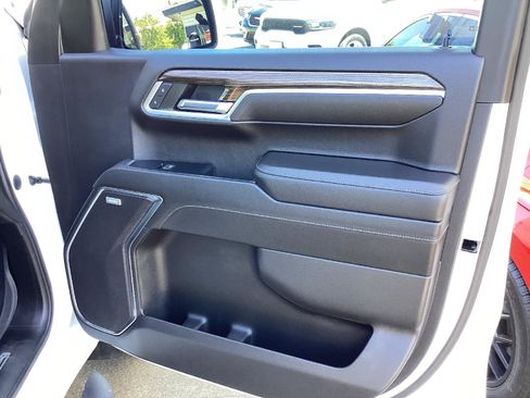 Used 2022 Chevrolet Silverado 1500 RST w/ All Star Edition Plus AWD/4WD image 13
