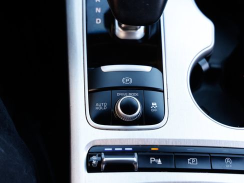 Used 2022 Kia Stinger GT2 image 43