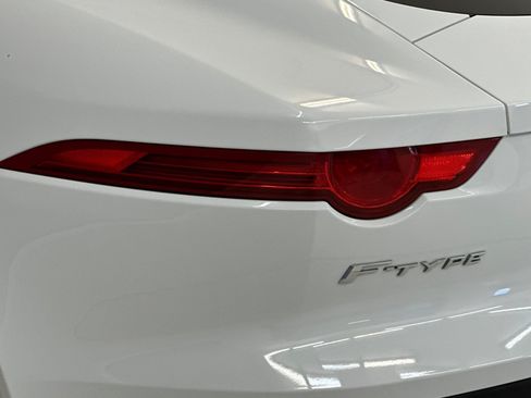 Used 2017 Jaguar F-TYPE Coupe RWD image 27