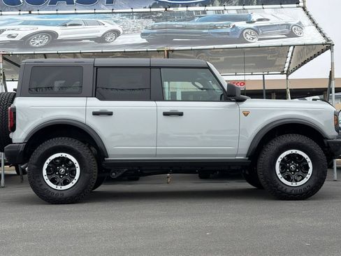 New 2026 Ford Bronco Badlands AWD/4WD image 2