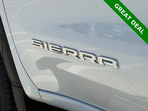 Used 2024 GMC Sierra 1500 SLT w/ SLT Premium Plus Package AWD/4WD image 11