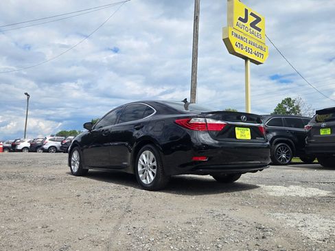 Used 2014 Lexus ES 300h w/ Luxury Package w/Bamboo Trim FWD image 4