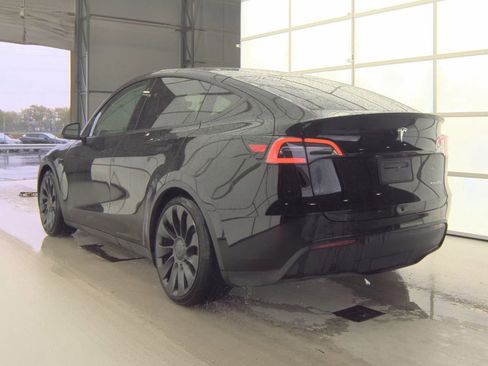 Used 2023 Tesla Model Y Performance AWD/4WD image 6