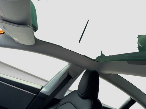 Used 2025 Tesla Model 3 Long Range RWD image 13