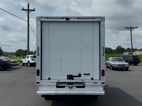 Used 2019 Ford Transit 350 138 RWD image 6