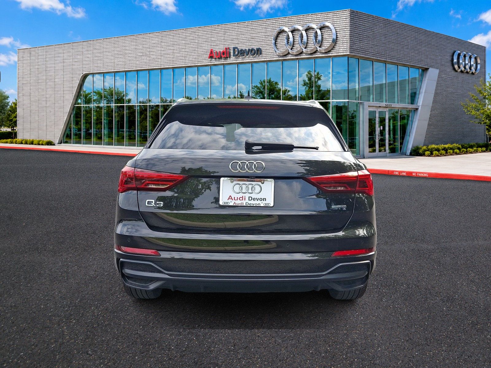 Used 2021 Audi Q3 2.0T Premium Plus w/ Premium Plus Package AWD/4WD image 5
