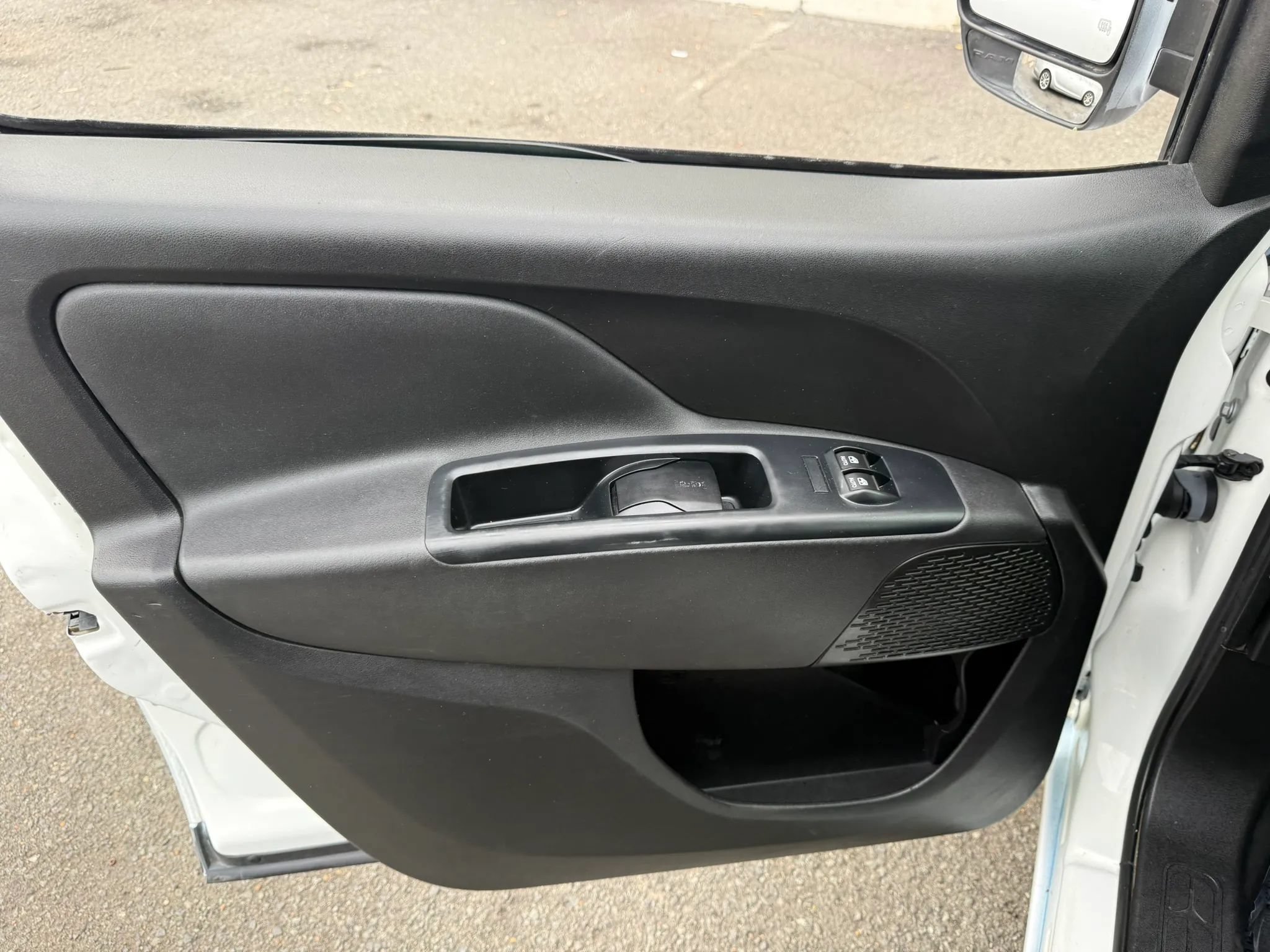 Used 2018 RAM ProMaster City Tradesman SLT FWD image 20