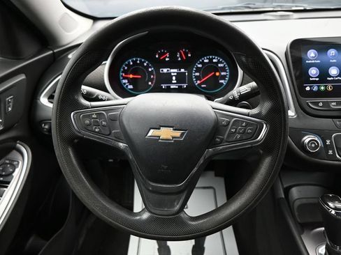 Used 2020 Chevrolet Malibu LS FWD image 13
