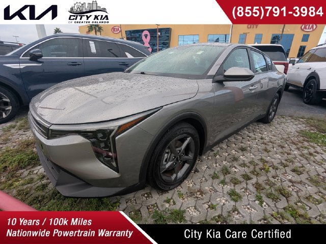 Certified 2025 Kia K4 FWD image 1