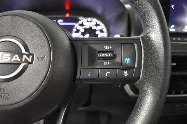 Used 2024 Nissan Rogue SV AWD/4WD image 17