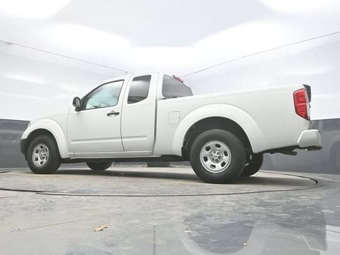 Used 2019 Nissan Frontier S image 24