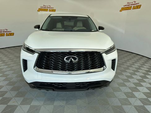 Used 2023 INFINITI QX60 Pure AWD/4WD image 9