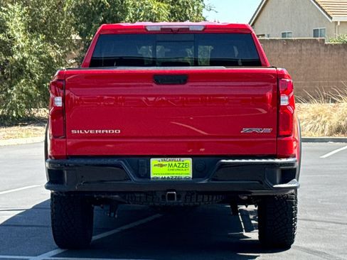 Used 2025 Chevrolet Silverado 1500 ZR2 AWD/4WD image 12