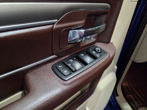 Used 2015 RAM 1500 Lone Star RWD image 33