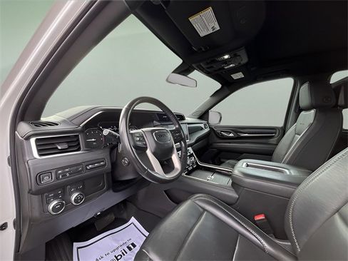 Used 2021 GMC Yukon Denali image 13